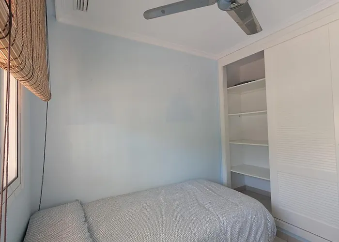 Playa Els Molins 公寓 *